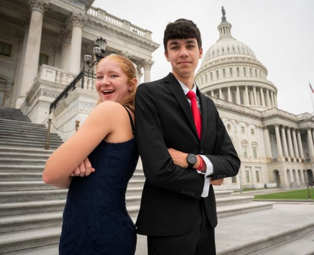 𝗬𝗼𝘂𝘁𝗵 𝗟𝗲𝗮𝗱𝗲𝗿𝘀𝗵𝗶𝗽 𝗶𝗻 𝗔𝗰𝘁𝗶𝗼𝗻

High school sophomores and juniors — this is your chance to shine! Apply today for EnergyUnited's Junior Member Ambassador program.

For more information, visit https://zurl.co/EUYouthPrograms